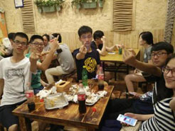 拉孜烧烤加盟,学烧烤技术,开烧烤店多少钱疯狂烤翅加盟